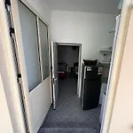 홈스테이 Victor House