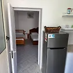 Victor House *