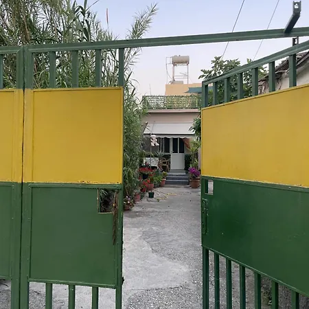 בית אירוח Victor House *