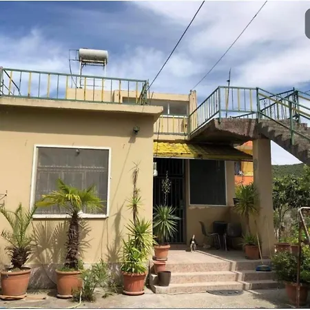 Victor House * Vlorë