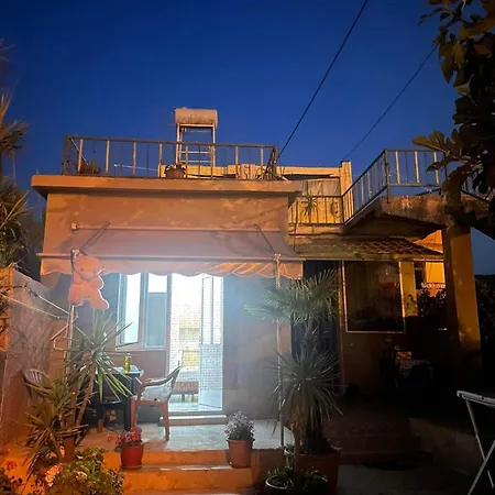 Victor House * Vlorë